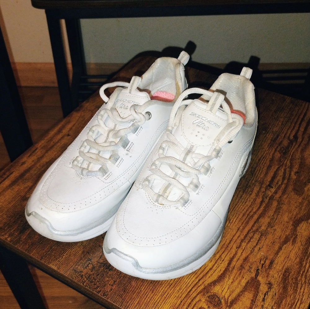White Womens Sketchers Size 7
